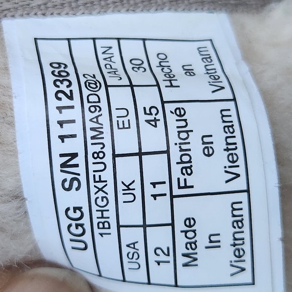 🔴 SOLD 🔴UGG M CA805 CLASSIC WEATHER BTNL - Picture 12 of 13